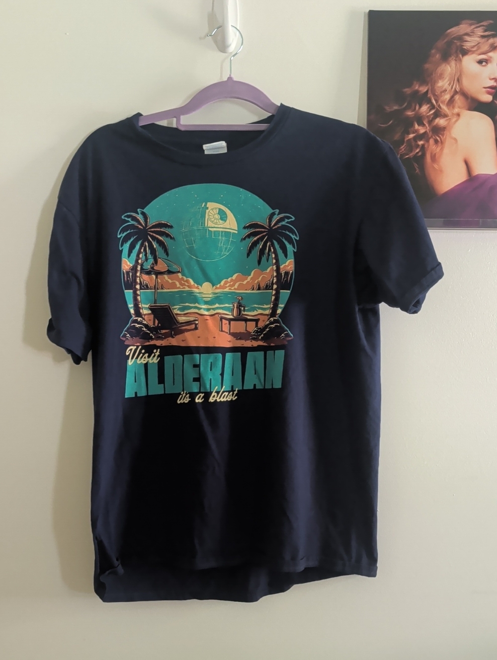 Visit Alderaan Graphic Tee - Teal & Coral Design Large Star Wars